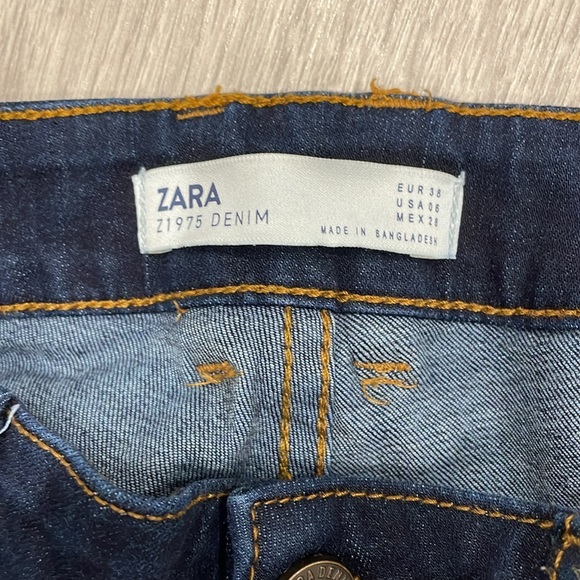 Zara Jeans Flare - Picture 2 of 3